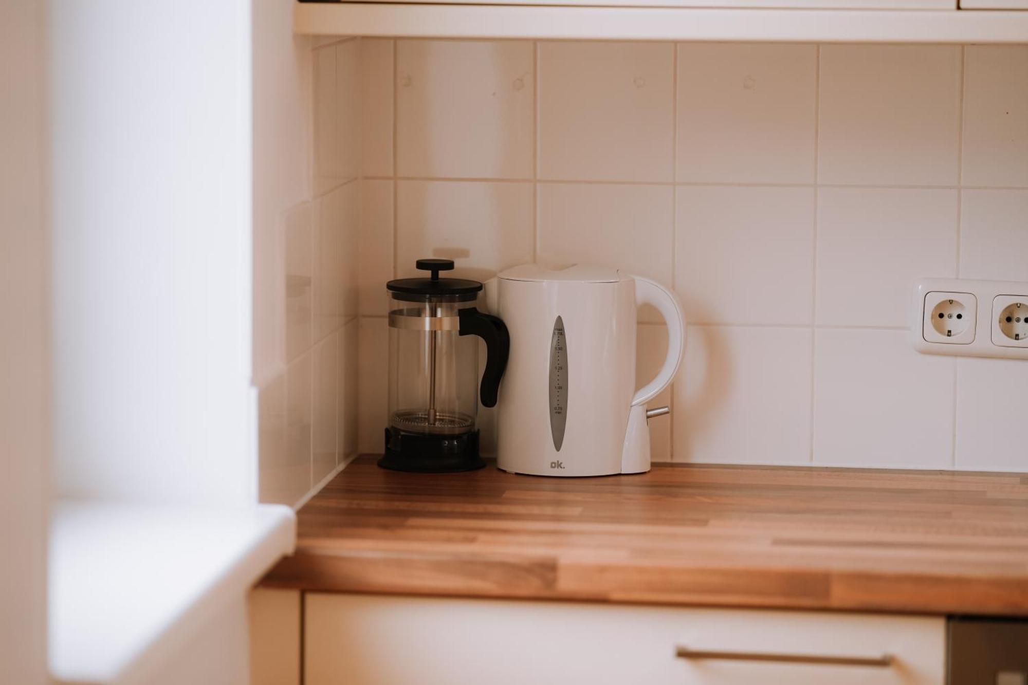 90Qm, 3 Bedrooms, Near Schoenbrunn, Balcony - Axara Housing Wenen Buitenkant foto